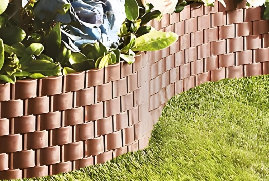 Indonet plastic garden border fence